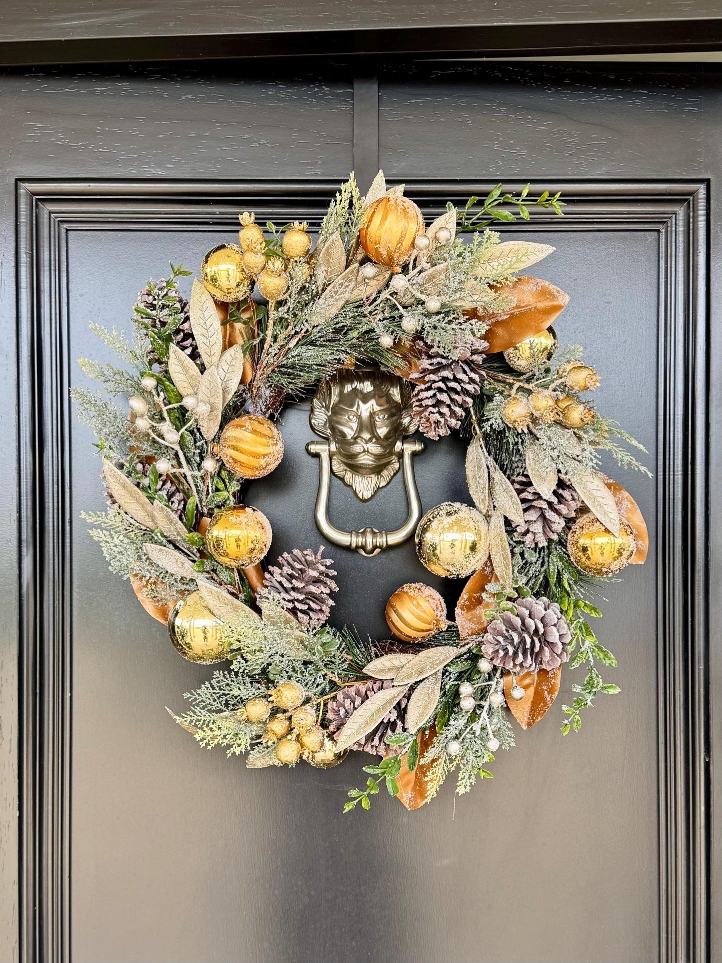 Luxury Gold & Pinecone Christmas Wreath - 50cm Door decoration
