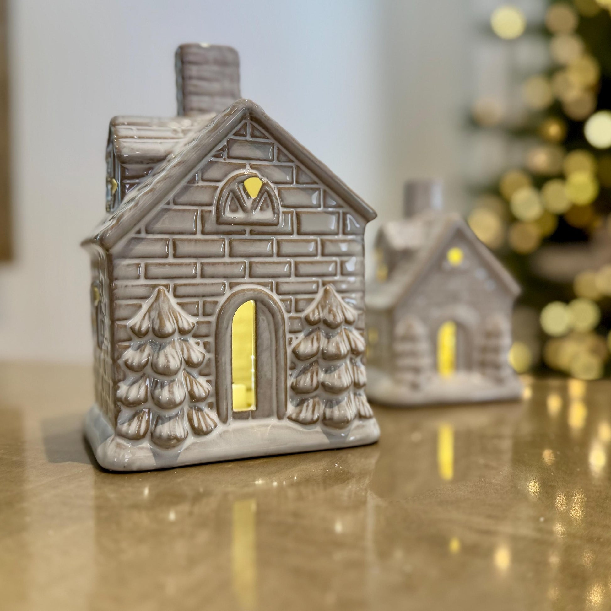 Ceramic Christmas House with LED Lights – Grey Light-Up Holiday Ornament – Small House (10cm)