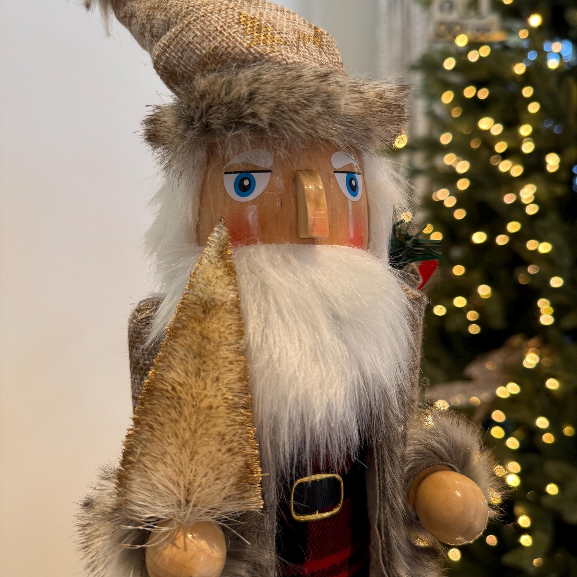 Large Hand-Painted Rustic Wizard Nutcracker 38cm – Traditional Christmas Decoration