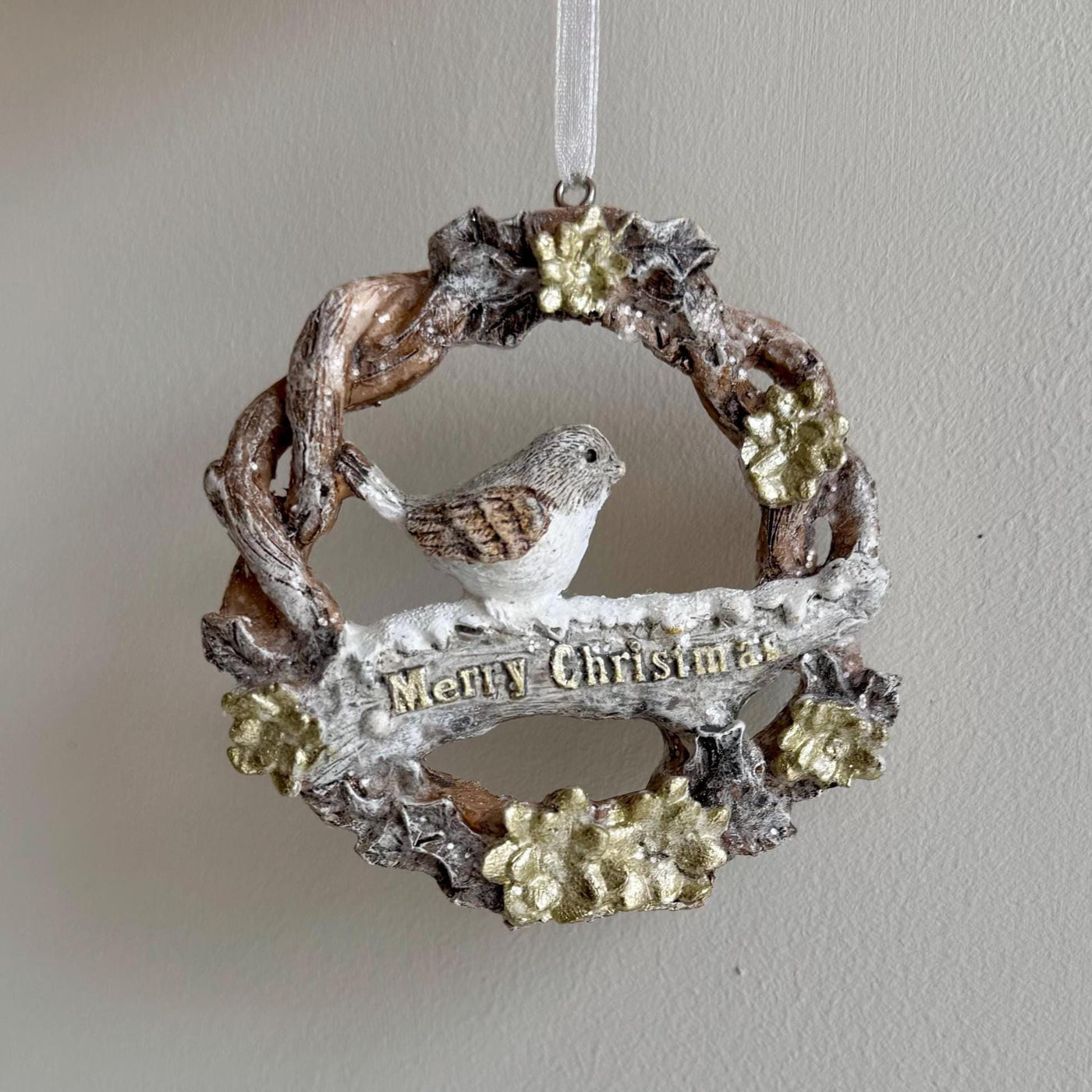 Robin Wreath Christmas Bauble – Glitter Woodland Ornament