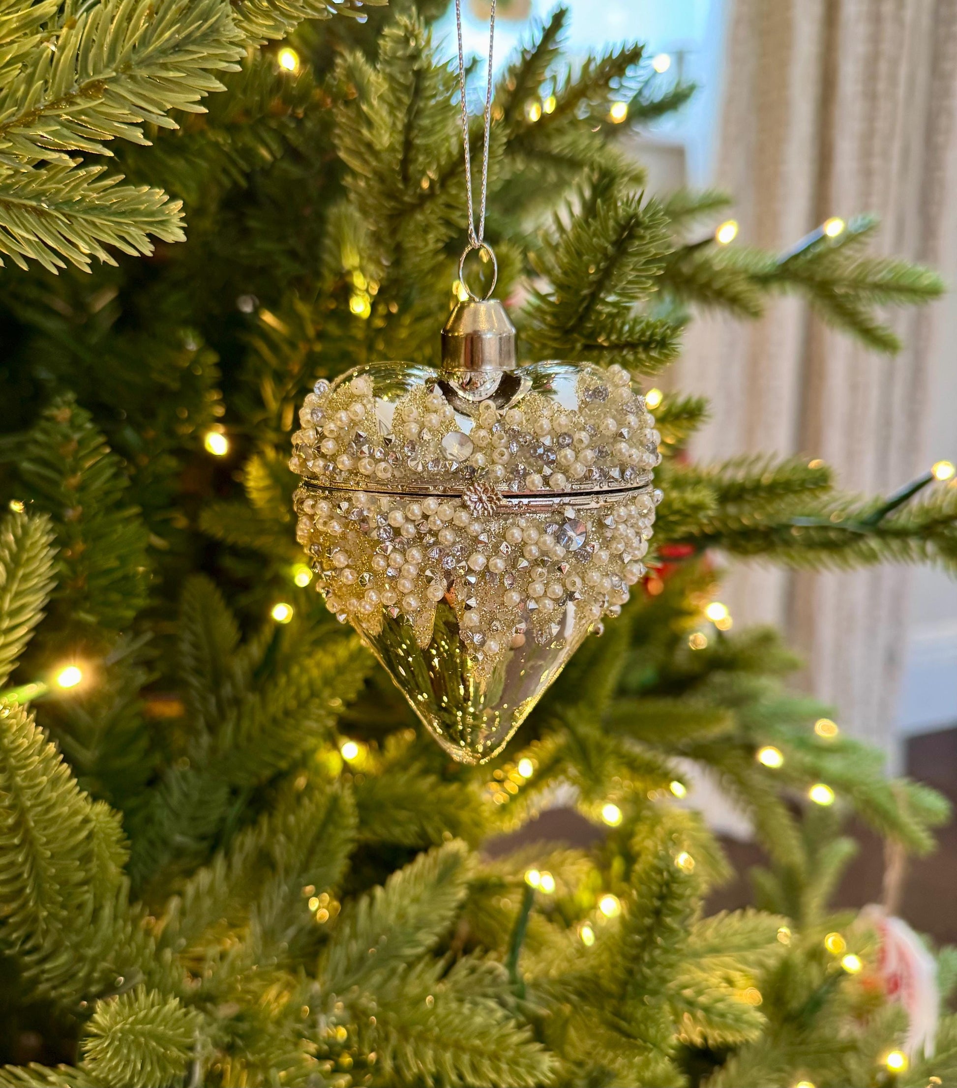 c2cafa8f-5a2d-49fa-8252-395cac69cc27