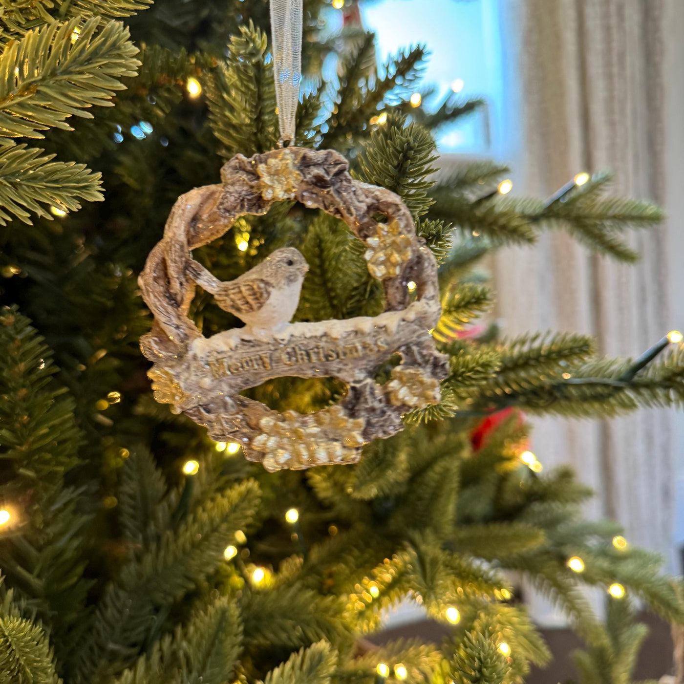 Robin Wreath Christmas Bauble – Glitter Woodland Ornament