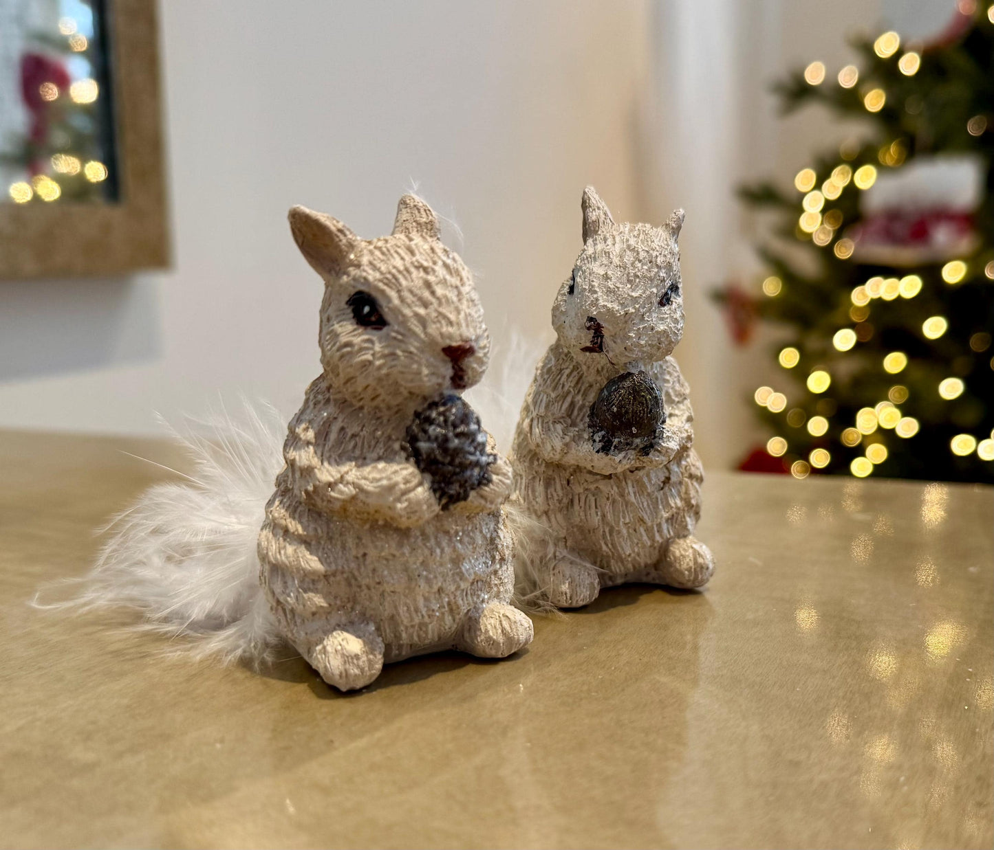Winter Squirrel Ornaments - Rustic White Christmas Decorations with Pine Cones & Fluffy Tails