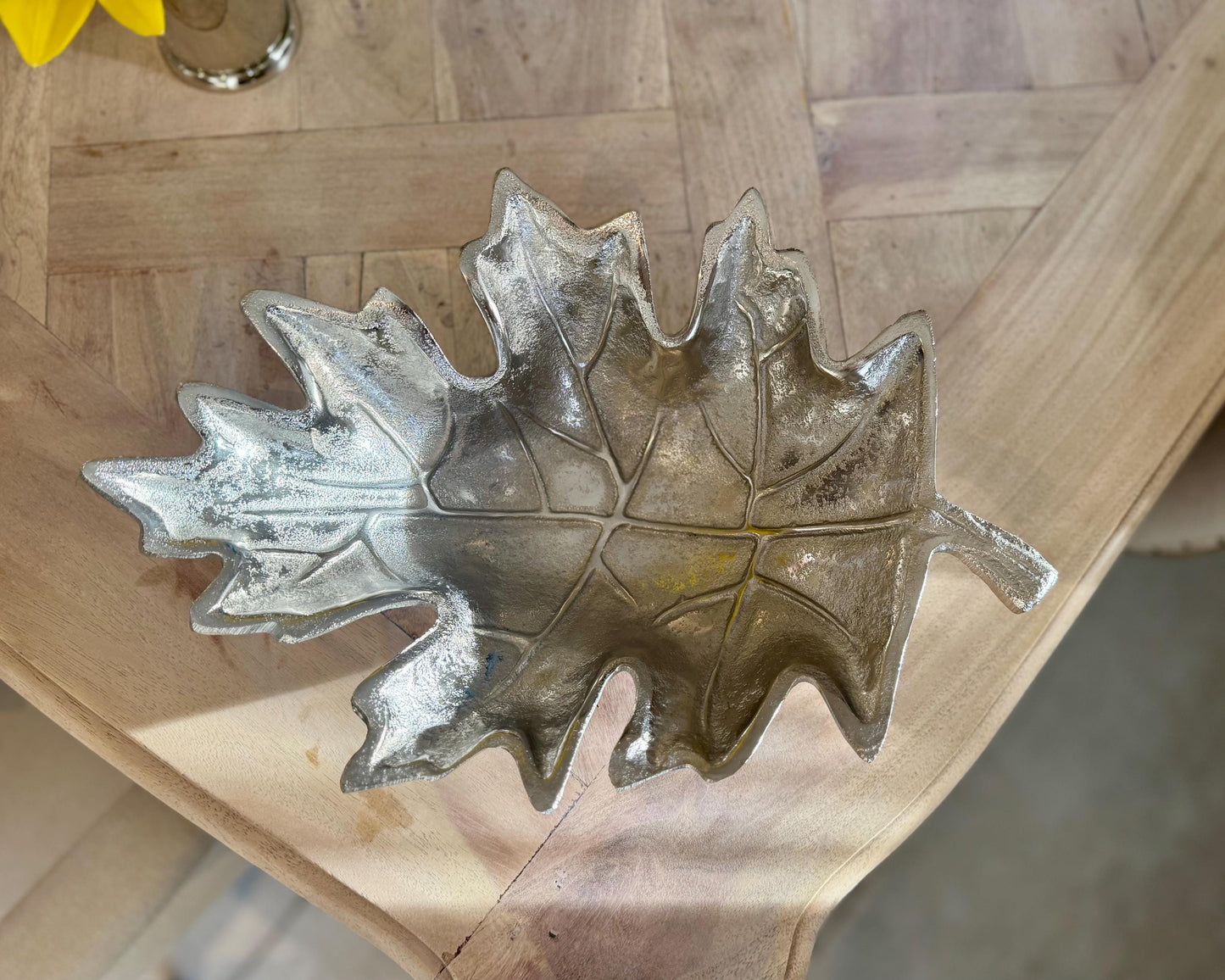 Decorative Leaf Bowl in Cast Aluminium