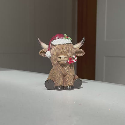 Festive Highland Cow Ornament with Candy Cane – 11cm