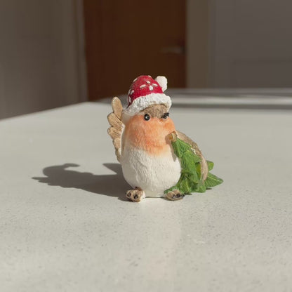 The Woodland Robin – Resin Robin with Christmas Tree Ornament, 7cm